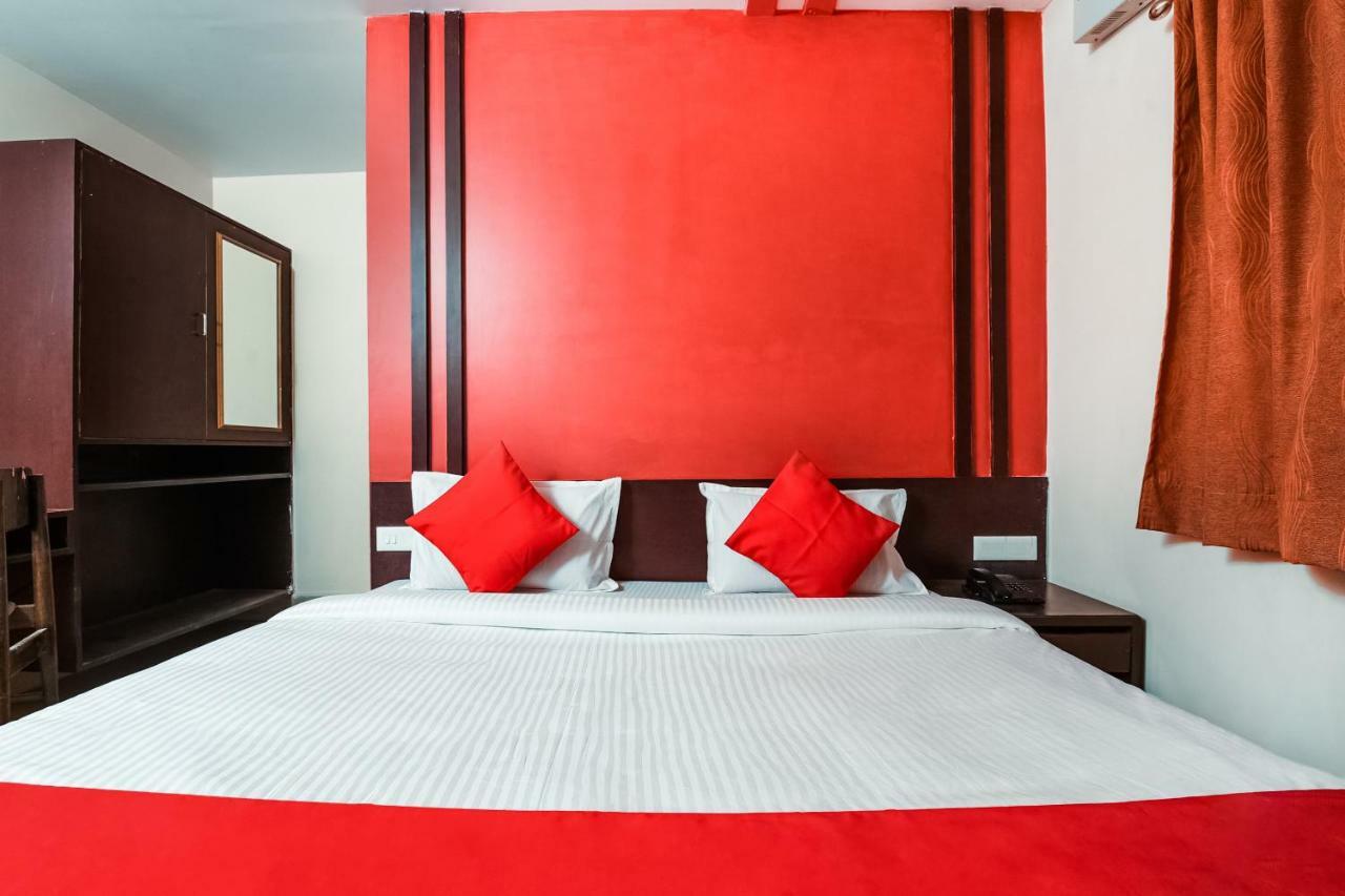 Oyo 28856 Manjeera Inn Visakhapatnam Eksteriør billede