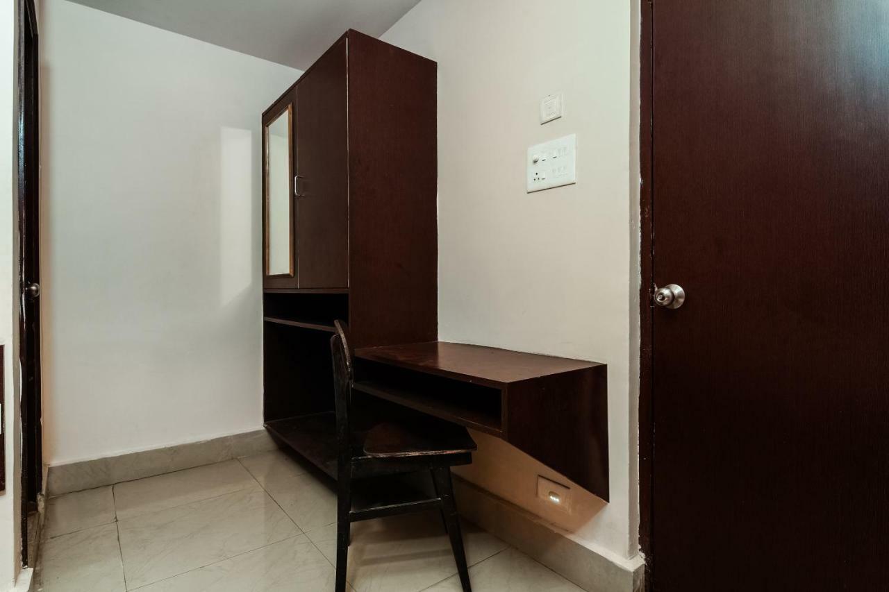 Oyo 28856 Manjeera Inn Visakhapatnam Eksteriør billede