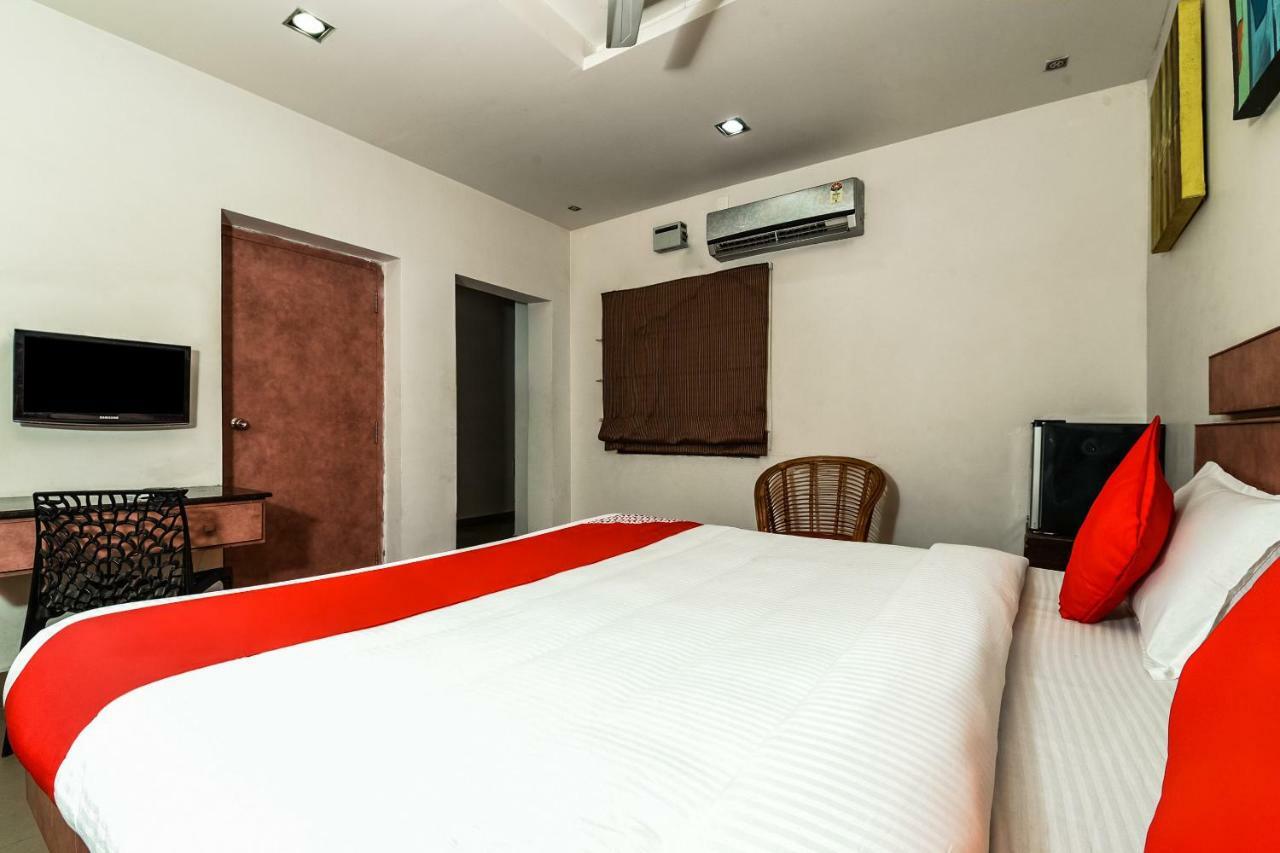 Oyo 28856 Manjeera Inn Visakhapatnam Eksteriør billede